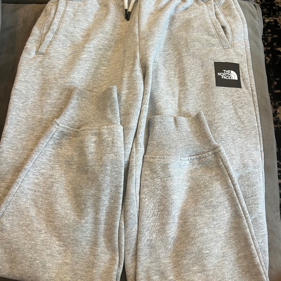 NWOT Northface Joggers/Sweatpants - Picture 1 of 2
